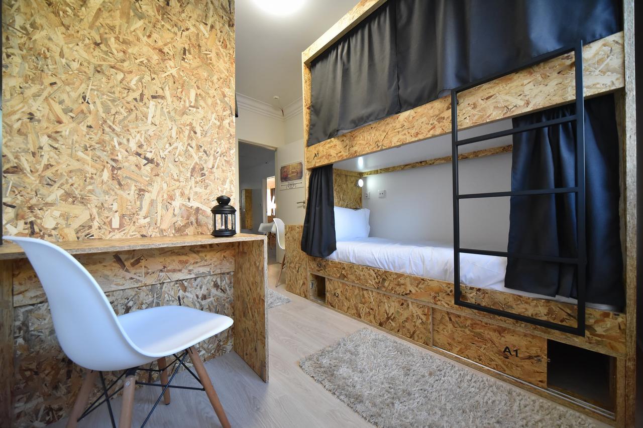 S&S Hostel Lisbon Bagian luar foto